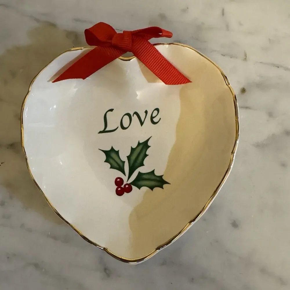 Lenox China Sentiment Heart‎ Candy Nuts Dish Gold Rim Love 4